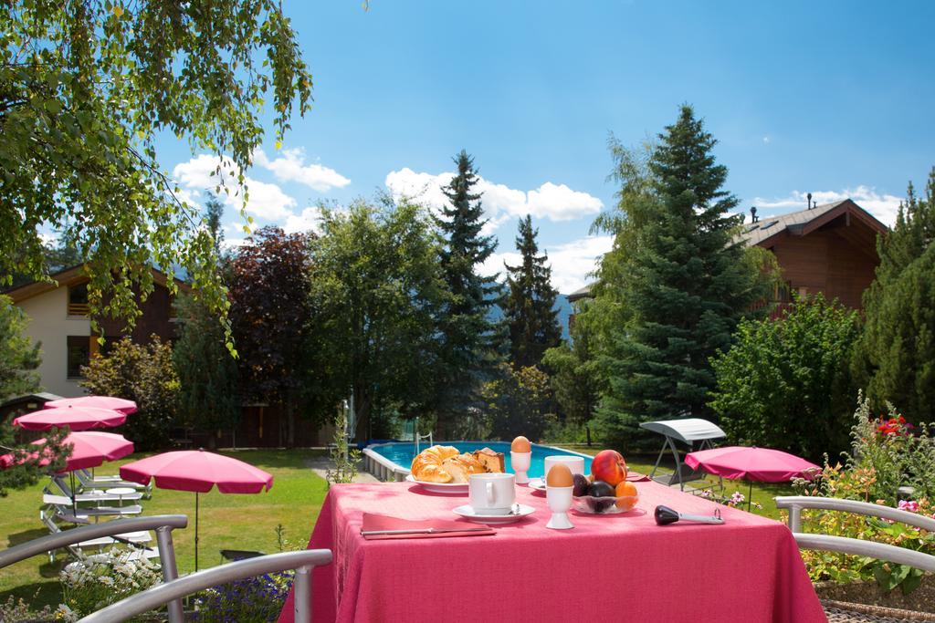 Hotel La Prairie Кранс Монтана Екстериор снимка
