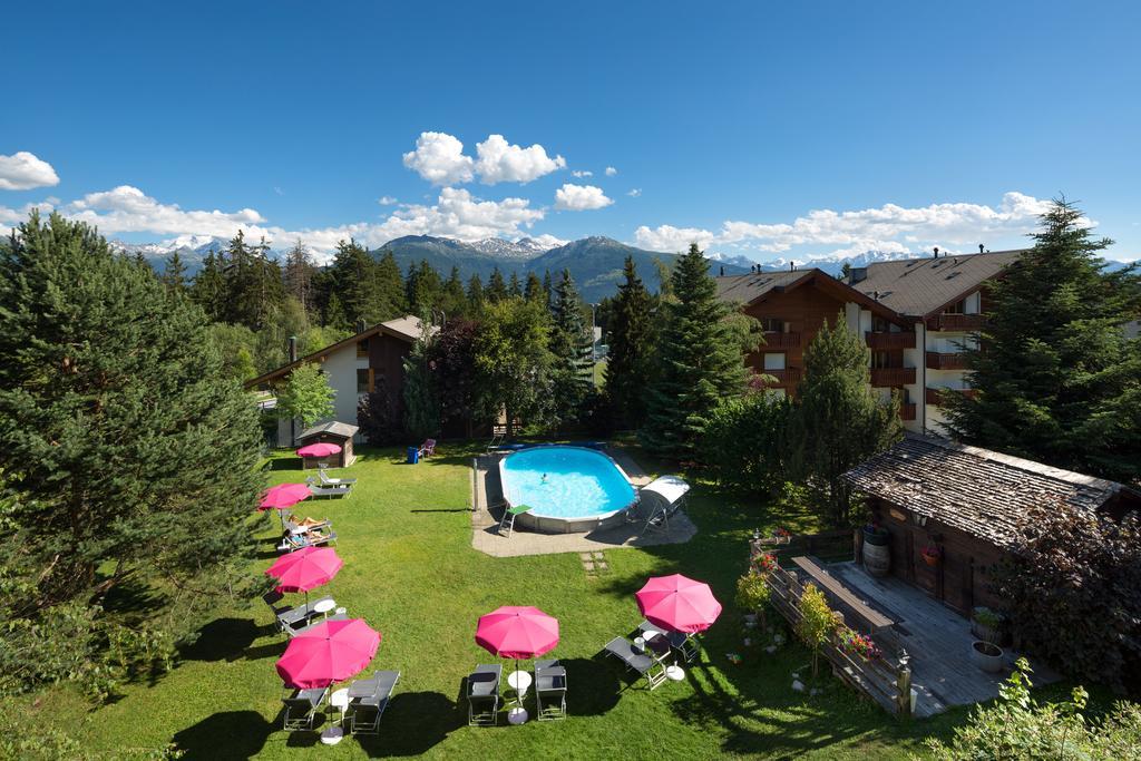 Hotel La Prairie Кранс Монтана Екстериор снимка