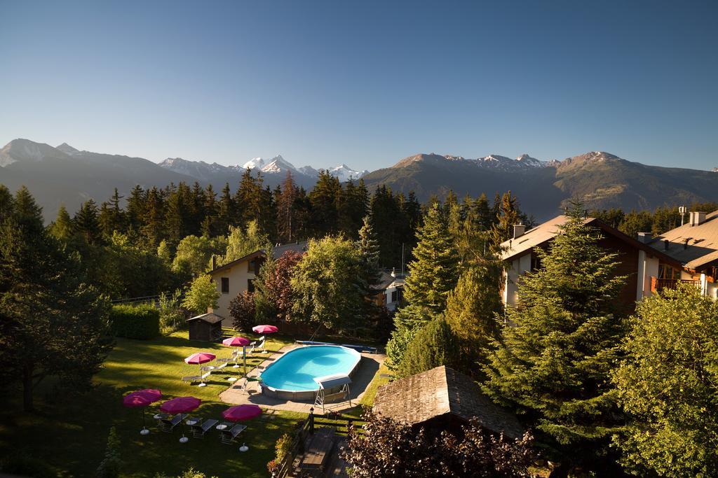 Hotel La Prairie Кранс Монтана Екстериор снимка