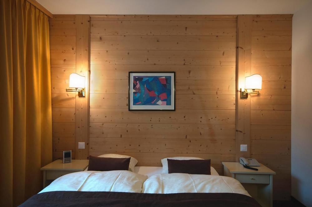 Hotel La Prairie Кранс Монтана Екстериор снимка
