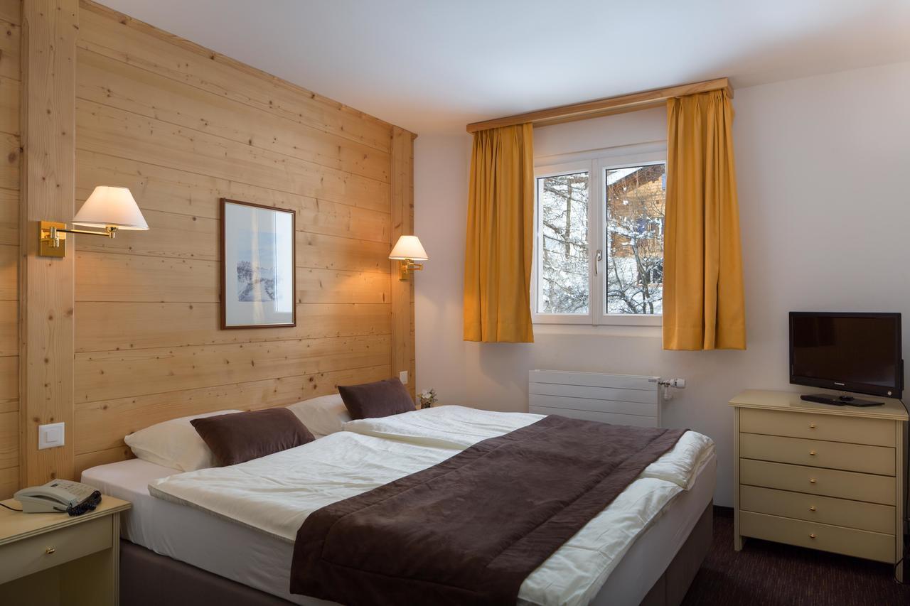 Hotel La Prairie Кранс Монтана Екстериор снимка